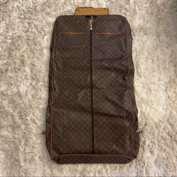 Louis Vuitton Other - Louis Vuitton Garment Bag